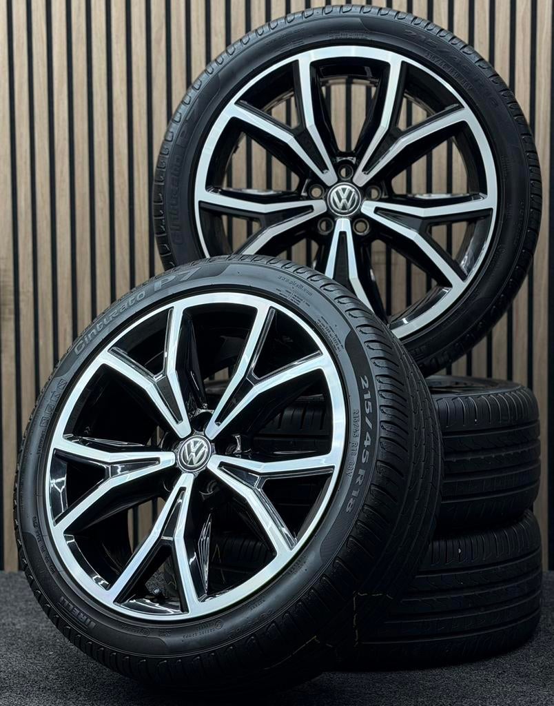 Originele 18 inch VW T-Cross Taigo Köln 5x100 ET39 Pirelli, Auto-onderdelen, Banden en Velgen, Ophalen, 18 inch, 215 mm, .