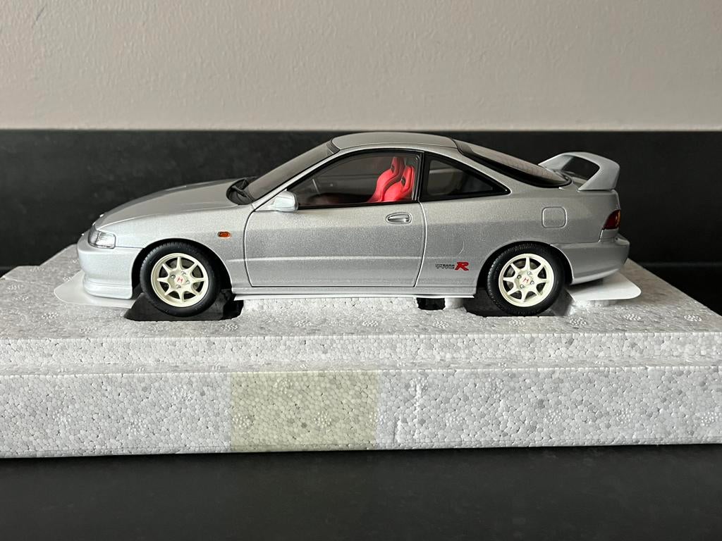 Honda Integra Type R (DC2) pre-facelift 1:18 motorhelix, Ophalen of Verzenden, Nieuw, Auto, Overige merken