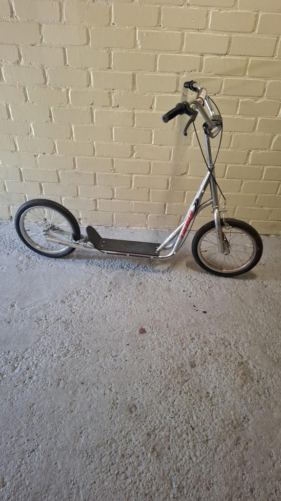 Step, Fietsen en Brommers, Steps, Ophalen of Verzenden, Zo goed als nieuw, Gewone step