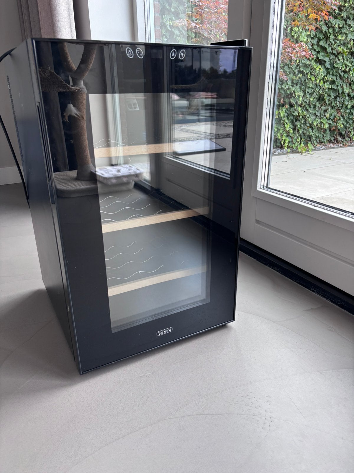 Wijnkoelkastje 12 flessen met glazen deur, Witgoed en Apparatuur, Koelkasten en IJskasten, Ophalen, Minder dan 85 cm, Minder dan 75 liter