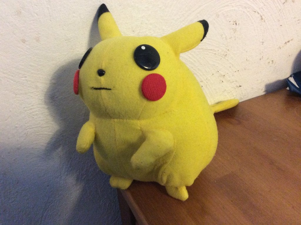 Vintage Pikachu knuffel lengte 17 cm. verzamel item, Gebruikt, Geel, Overige typen, Ophalen of Verzenden
