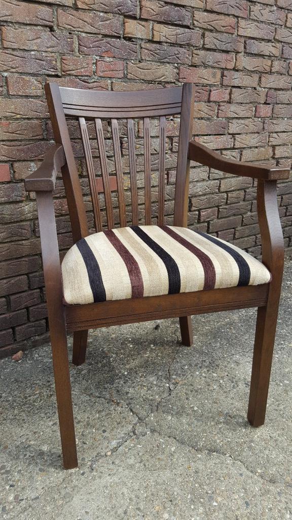 4 eiken eetkamers armstoelen, Huis en Inrichting, Stoelen, Ophalen, Bruin, Eén