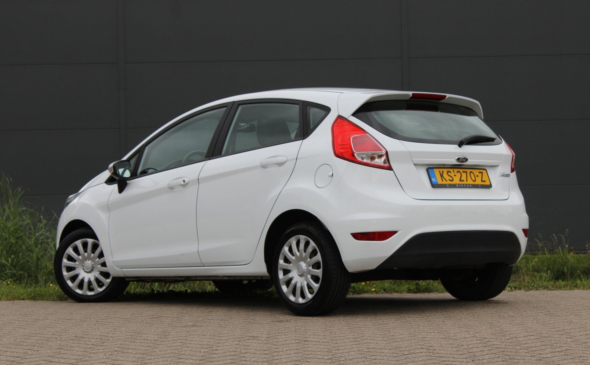 Ford Fiesta 1.0 Style Airco Nav Bluetooth NweDistributiesnaa, Auto's, Ford, 525 kg, Origineel Nederlands, Bedrijf, Handgeschakeld