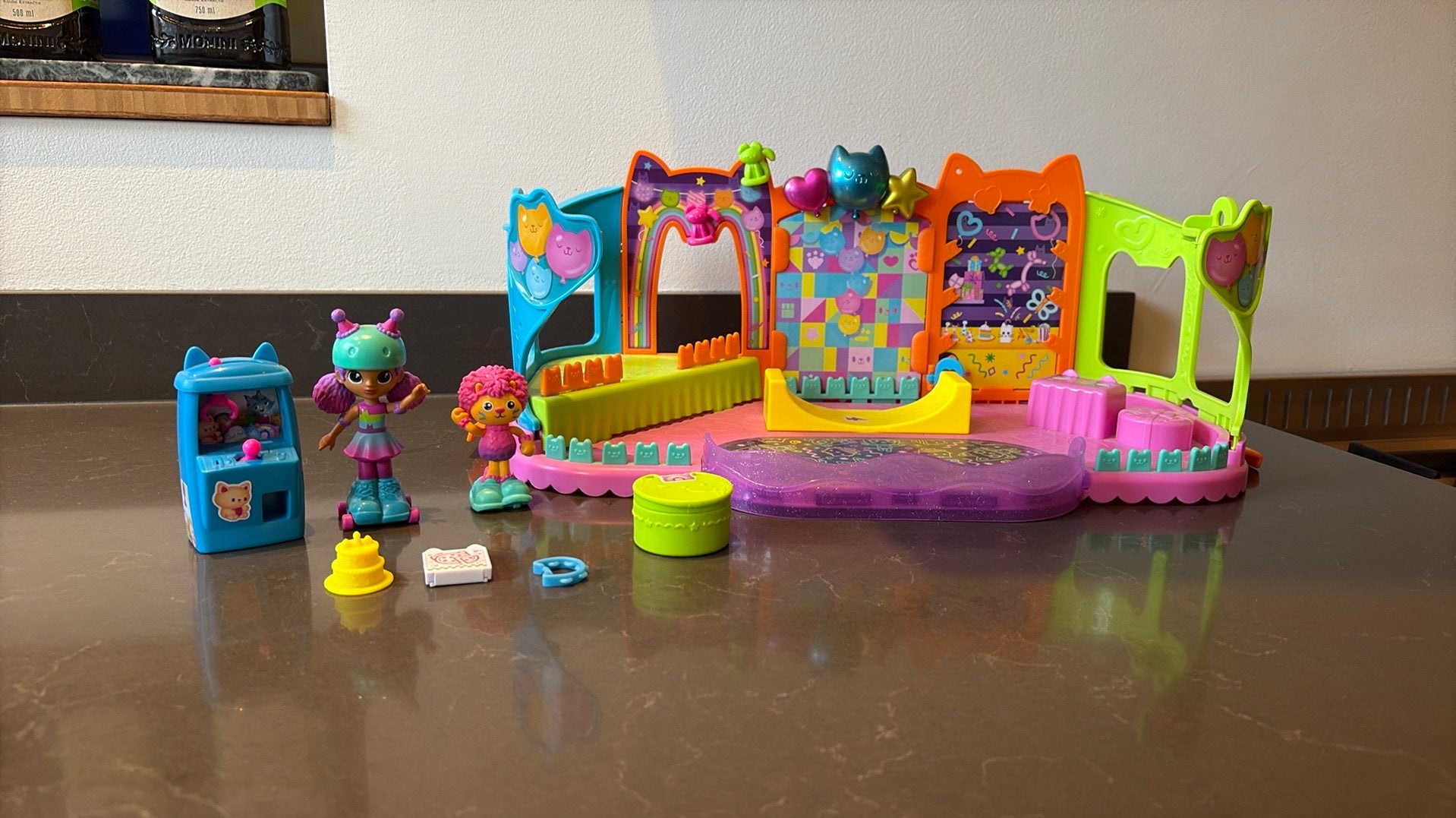 Gabby’s poppenhuis - feestkamer compleet, Ophalen, Zo goed als nieuw