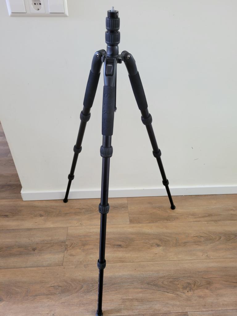 Sirui Traveller Aluminium T-2004SK statief Nieuw!, Audio, Tv en Foto, Fotografie | Statieven en Balhoofden, Nieuw, Minder dan 150 cm