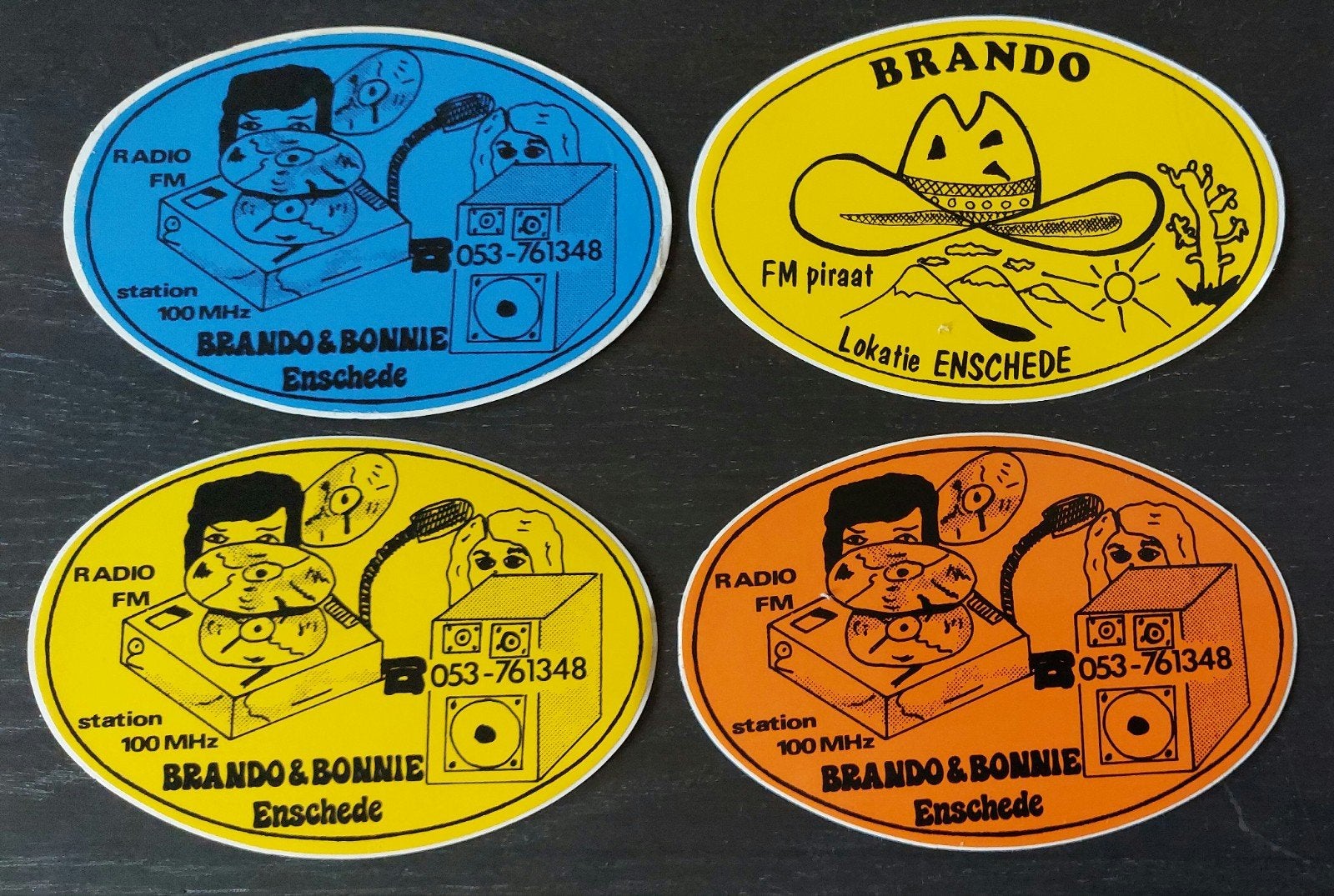 4 stickers Brando Bonnie Enschede zendamateur piratenzender, Ophalen of Verzenden
