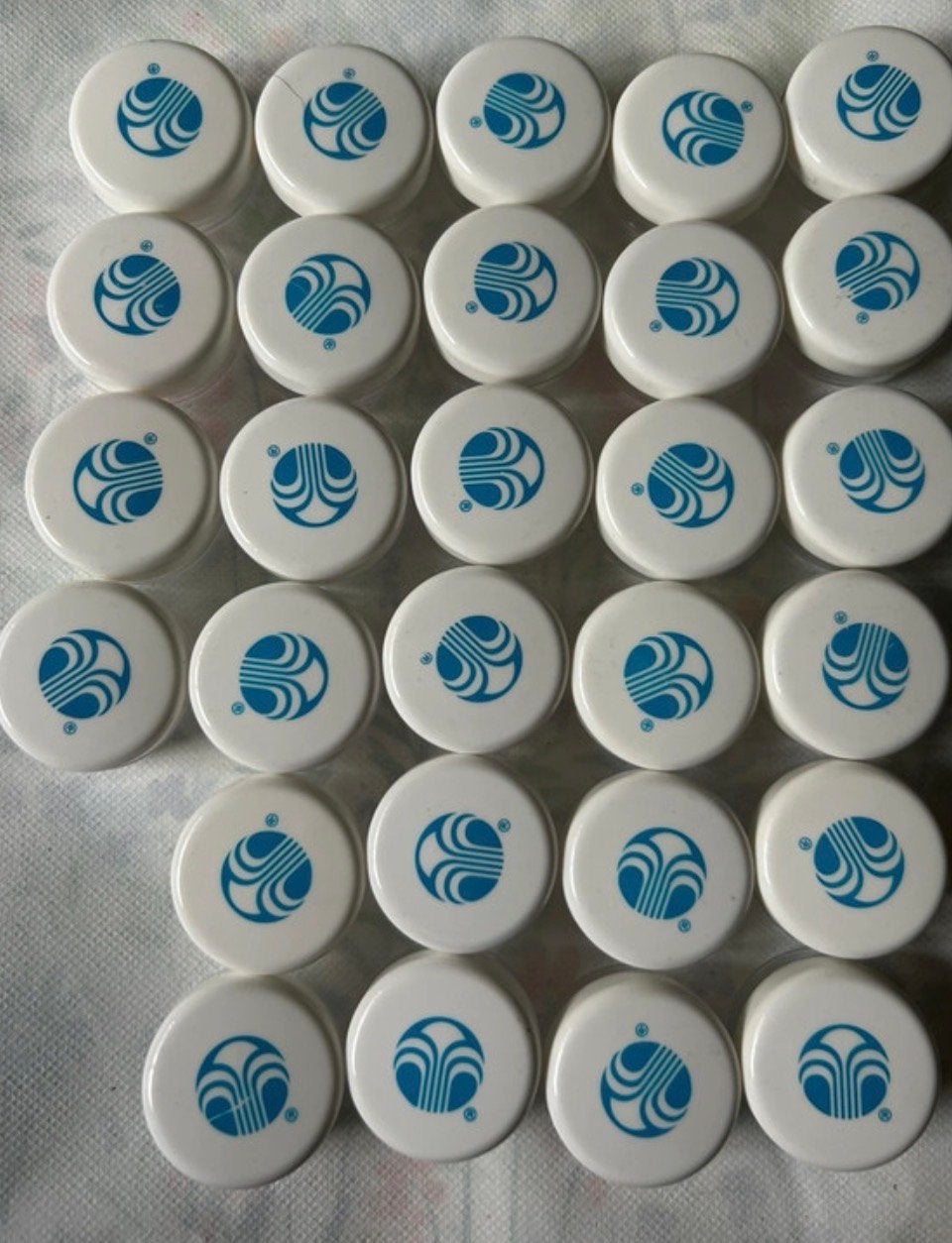 Nuskin kunststof potjes - ideaal voor samples, Ophalen of Verzenden, Gebruikt, Overige typen
