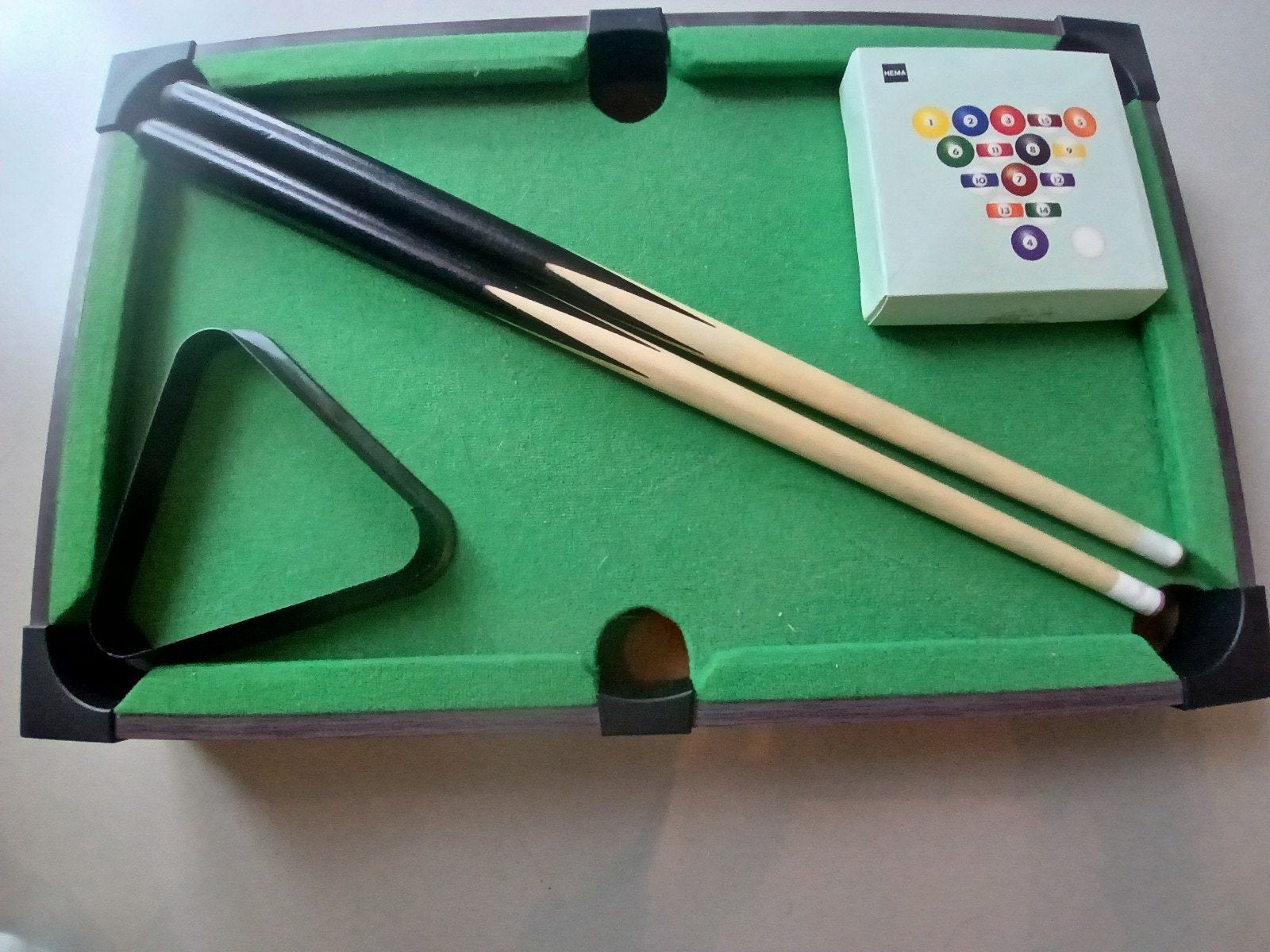 Mini pooltafel met accessoires, Sport en Fitness, Ophalen, Gebruikt, Pooltafel