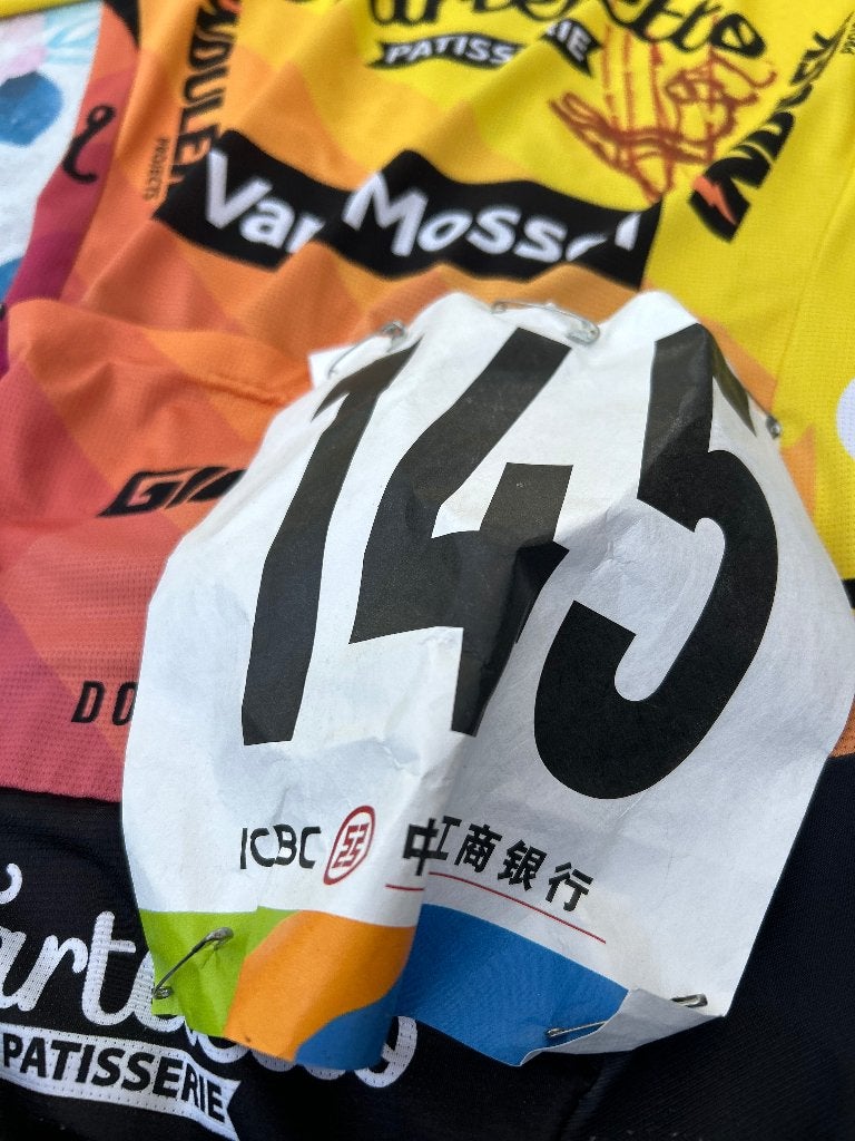 Gesigneerd Wielertrui, Ophalen of Verzenden, Zo goed als nieuw, Buitenlandse clubs, Shirt
