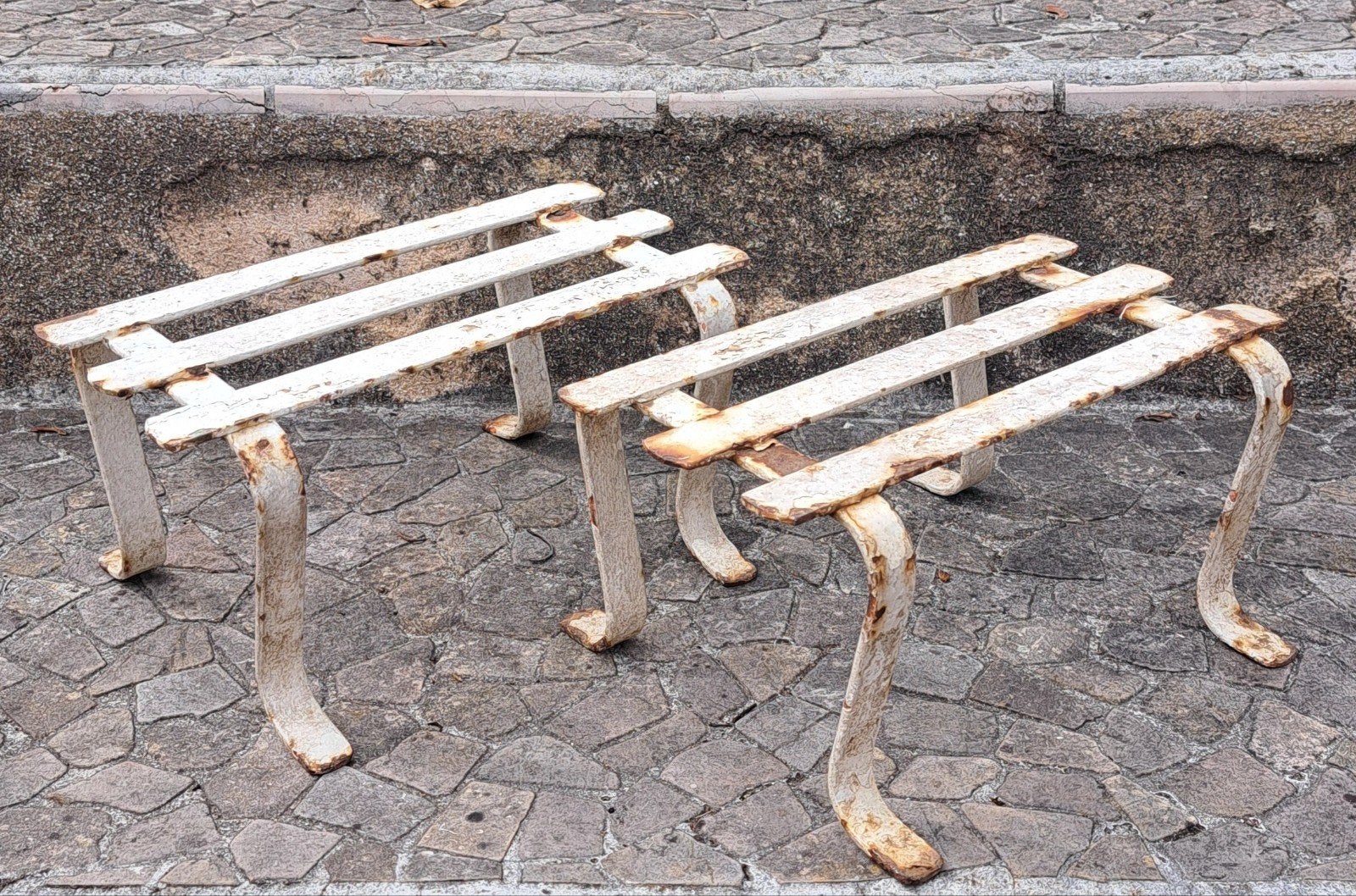 set antieke krukjes plantentafel wit metaal, Antiek en Kunst, Ophalen of Verzenden