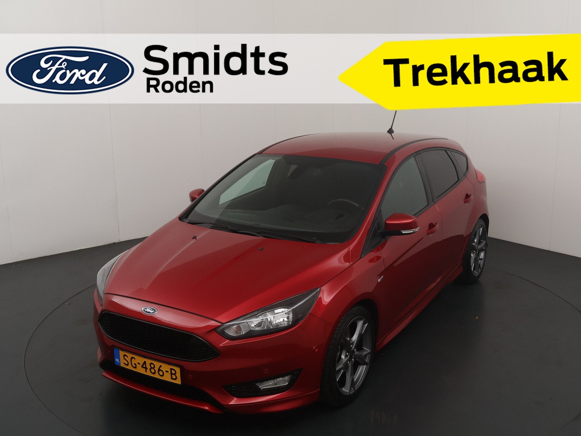 Ford Focus EcoBoost 125 pk ST-Line | Trekhaak | Voorruit ver, Gebruikt, Origineel Nederlands, 3 cilinders, 999 cc