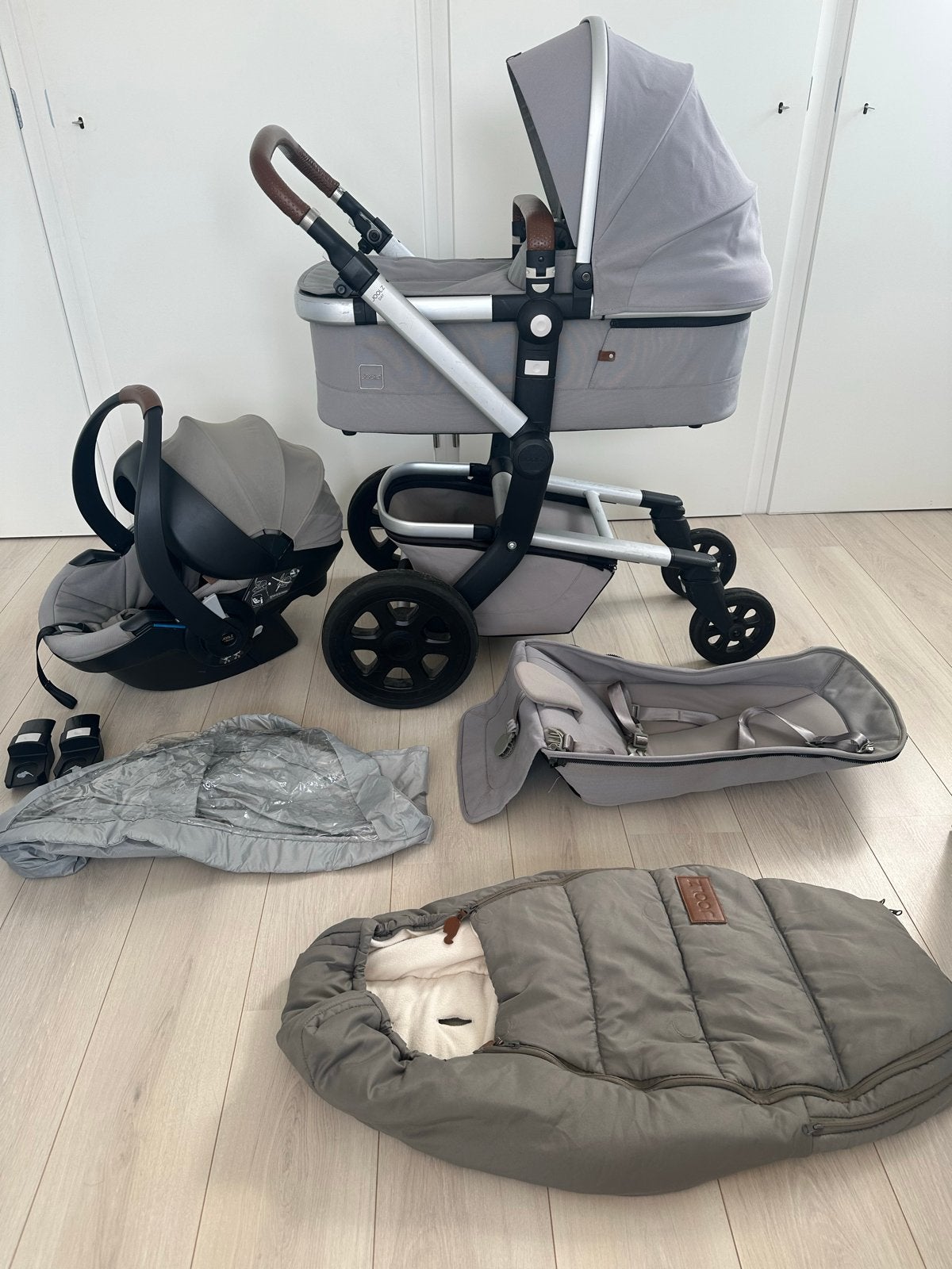 Joolz Day Kinderwagen Elephant Grey met alle toebehoren, Kinderen en Baby's, Kinderwagens en Combinaties, Gebruikt, Combiwagen