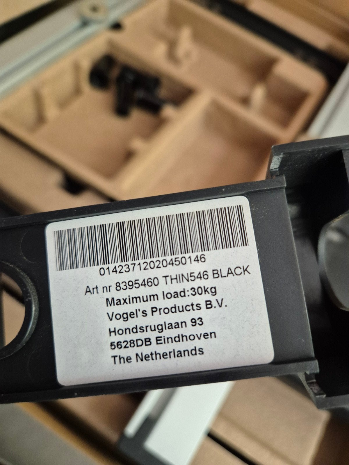 Vogel's THIN546 Zwarte TV Beugel - Max 30kg