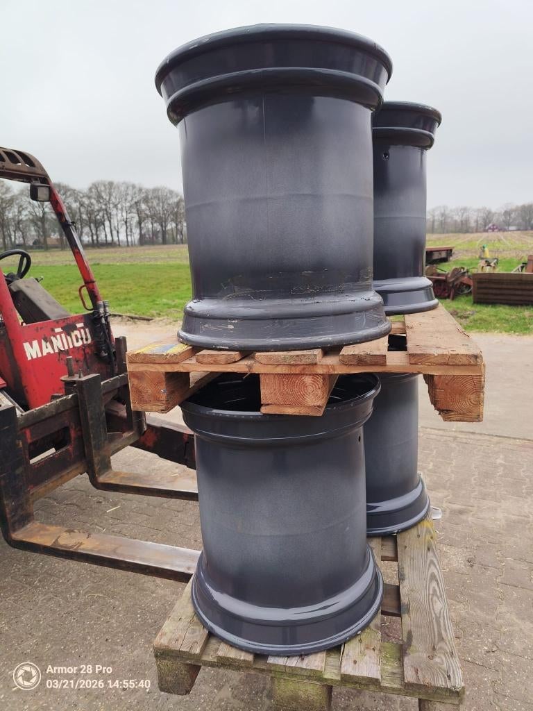 Velg  24x22.5 ET -50 Atlas grijs, Zakelijke goederen, Agrarisch | Onderdelen | Banden, Velgen en Assen, Ophalen of Verzenden