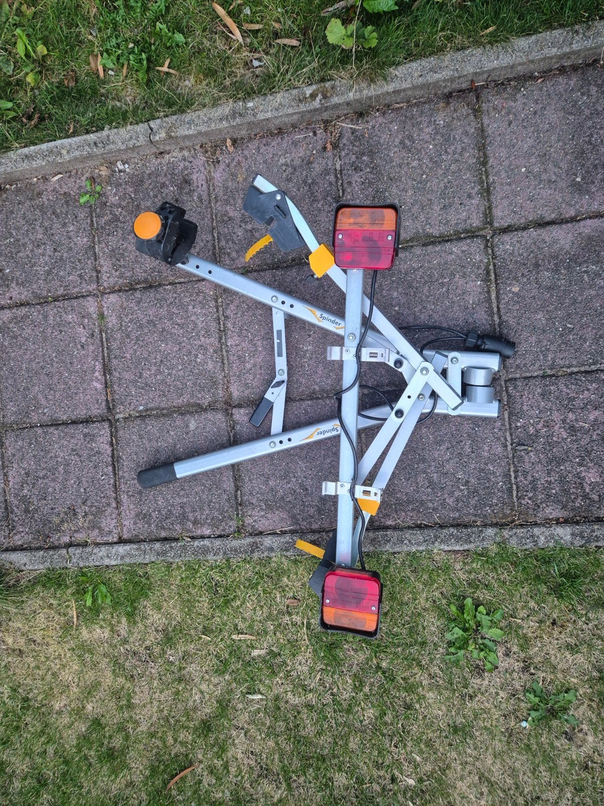 Spinder fietsendrager, Ophalen, 1 fiets, Zo goed als nieuw, Trekhaakdrager