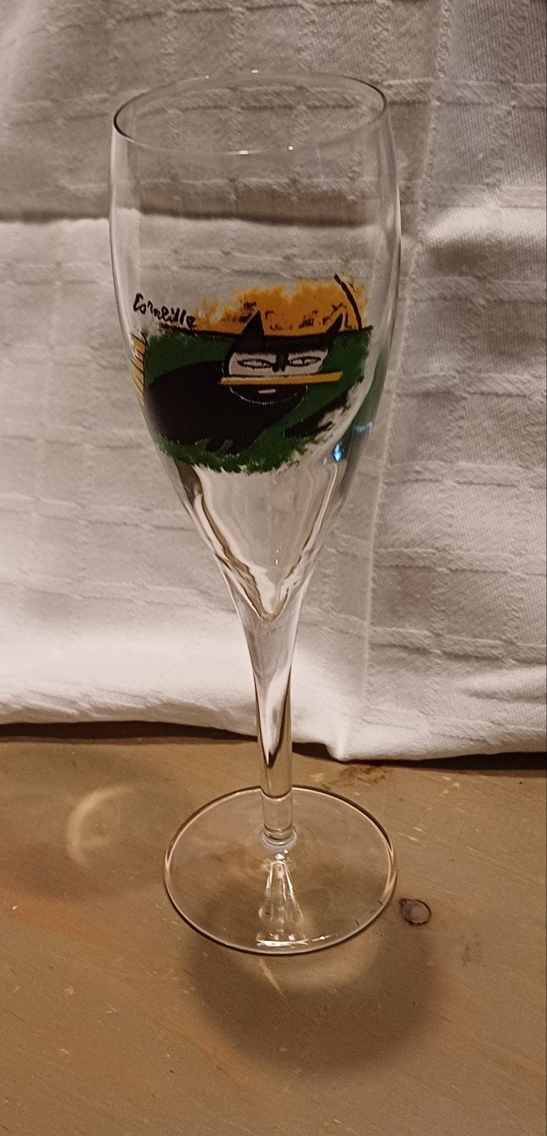Corneille wijnglas met kattenafbeelding, Ophalen
