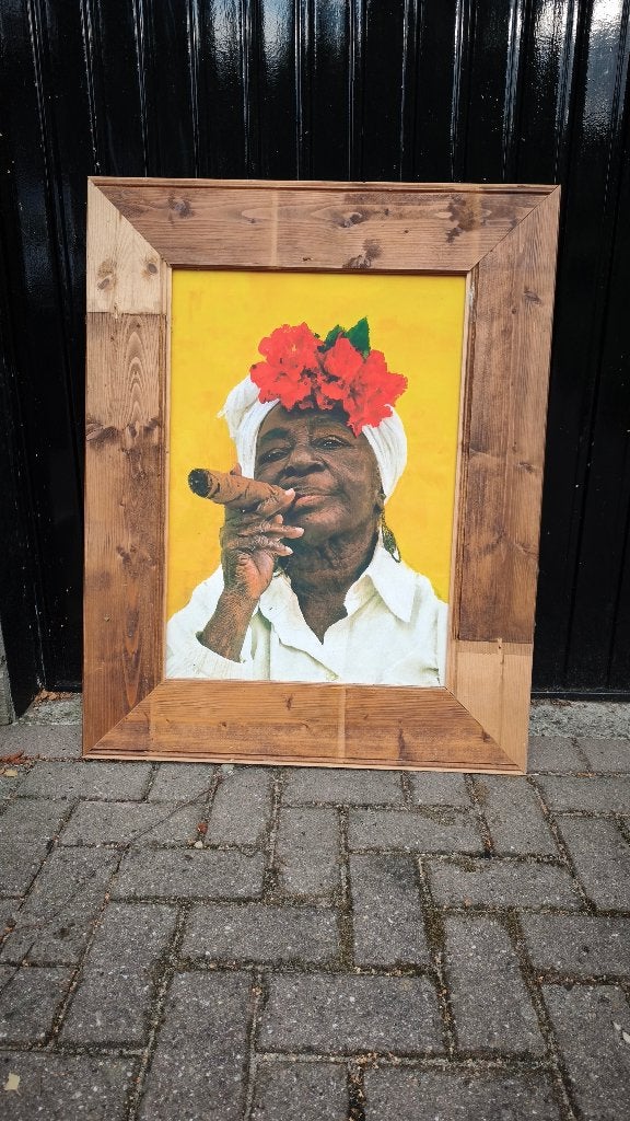 Retro schilderij Cuba, Cubaans vrouw met Sigaar, Ophalen, Op houten frame, Overige technieken, Portret