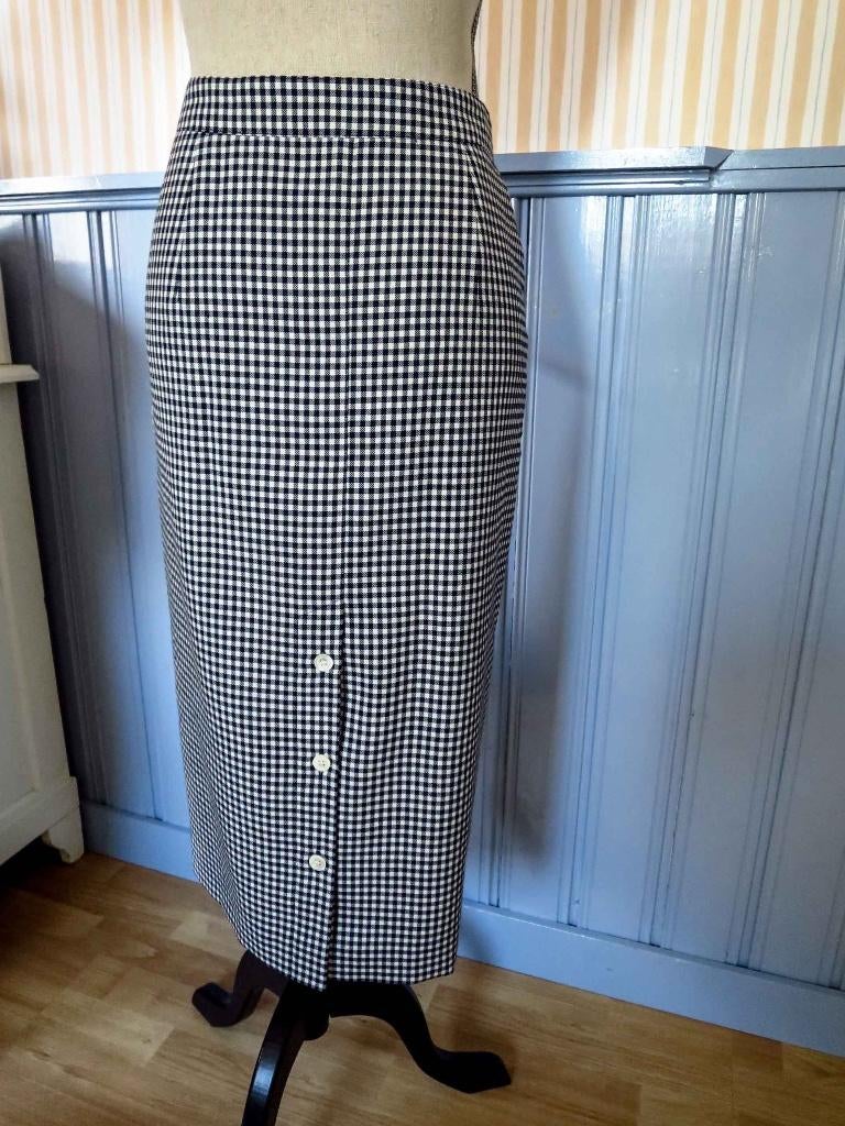 stijlvolle zwart wit geruite rok van Mondi - deels wol, Kleding | Dames, Maat 38/40 (M), Mondi, Zwart, Ophalen of Verzenden