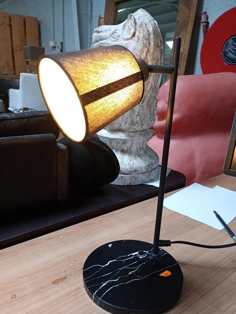 zwarte tafellamp met marmeren look, Ophalen of Verzenden, Zo goed als nieuw, Roxzz design, Info@roxxz.nl