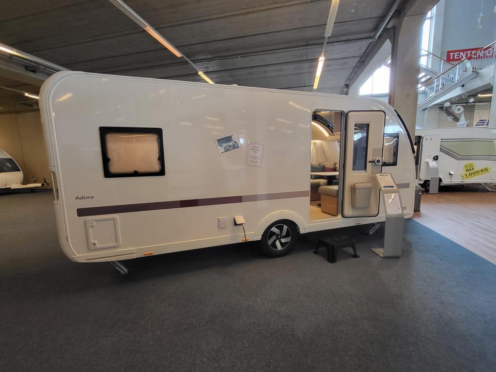 Adria Adora 522 UP nieuwste uitvoering, Rondzit, Bedrijf, 1250 - 1500 kg, Tot en met 4
