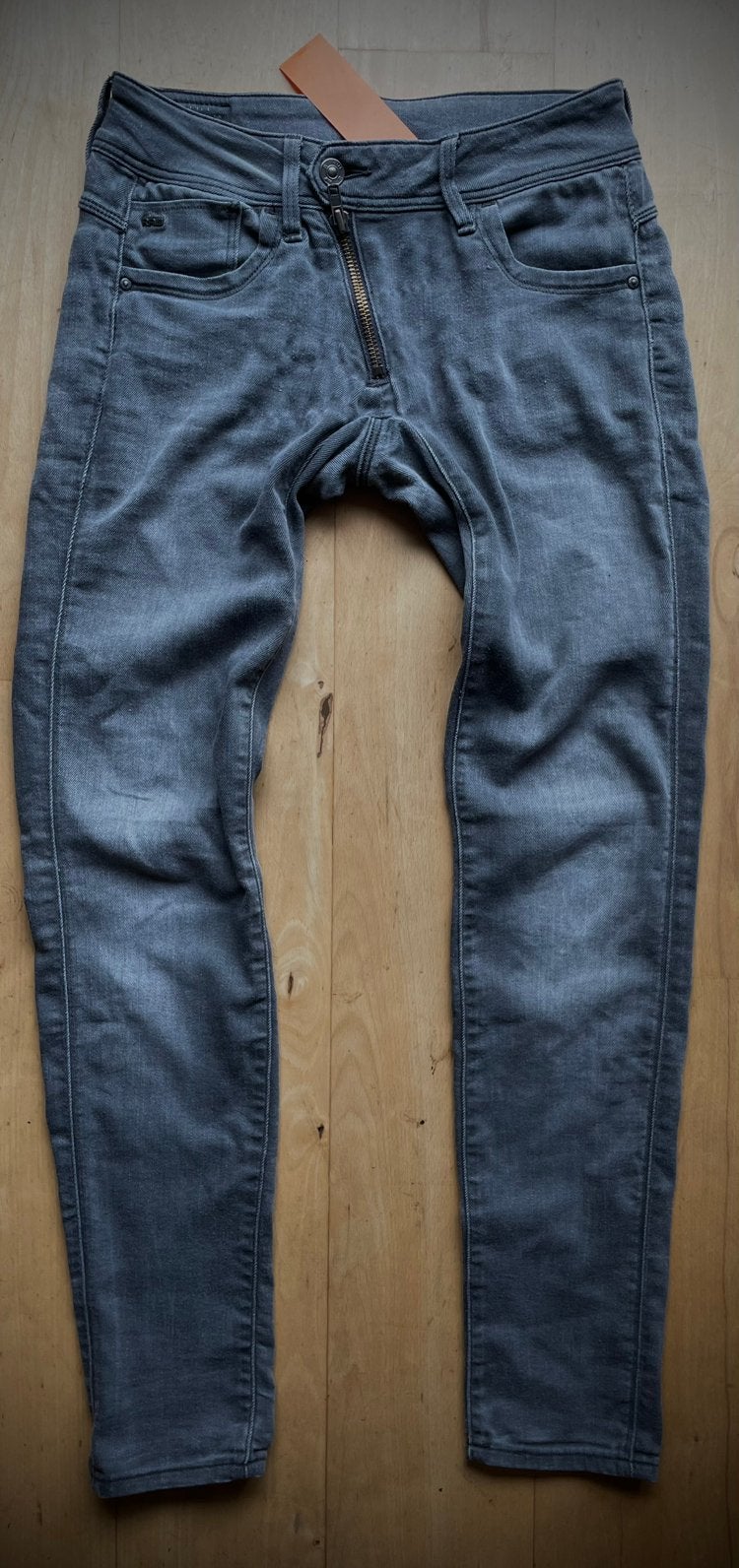 G Star Raw Lynn Zip Mid Skinny Wmn W26 L32, Ophalen of Verzenden, Zo goed als nieuw, Grijs, W27 (confectie 34) of kleiner