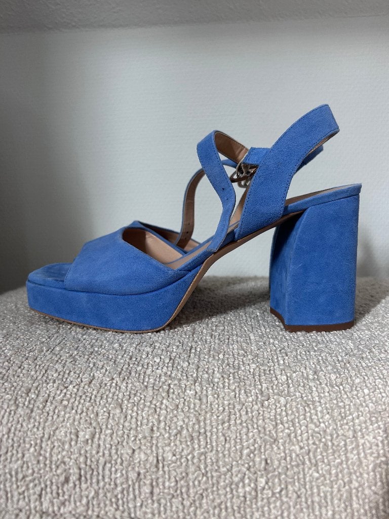 Unisa sandalen met hak, Blauw, Zo goed als nieuw, Unisa, Sandalen of Muiltjes