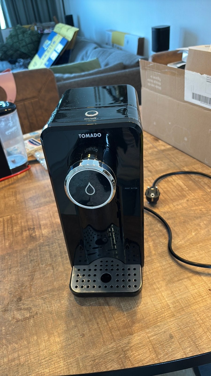 Tomado heetwater dispenser, 2 liter of meer, Ophalen, Zo goed als nieuw
