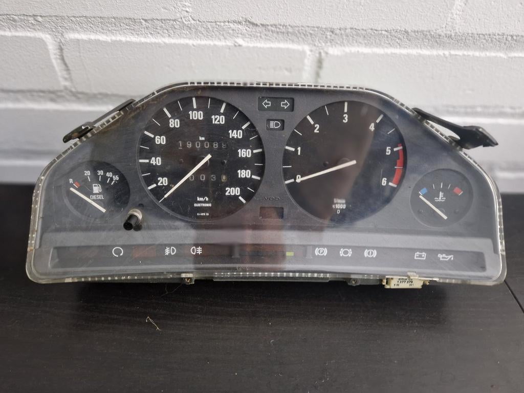 BMW E30 Diesel Tellerunit VDO - 190.089 km, Auto-onderdelen, Dashboard en Schakelaars, Ophalen of Verzenden, Gebruikt, BMW