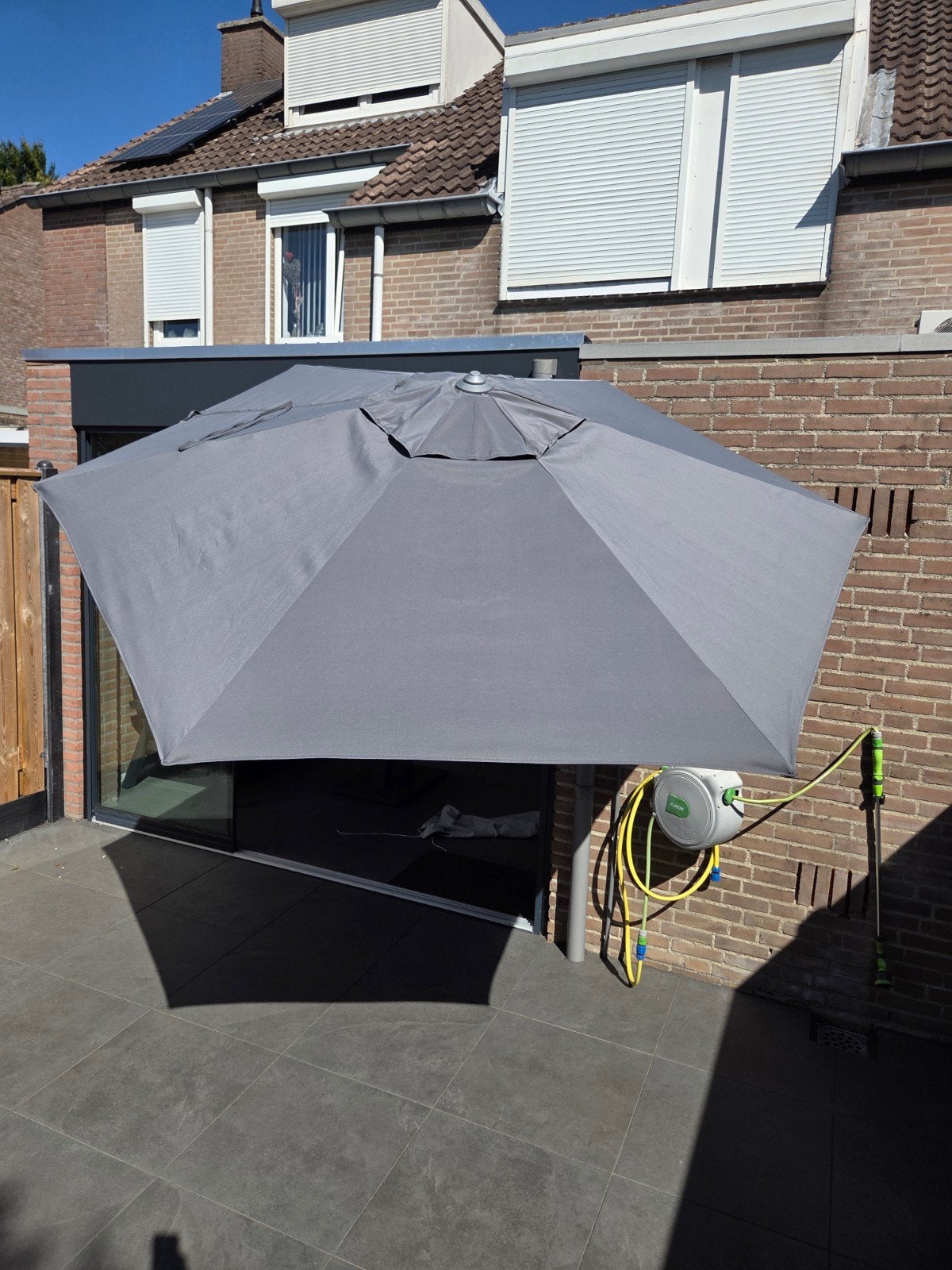 Easy Sol Muurparasol Grijs - Ideaal voor kleine tuinen, Ophalen, Muurparasol, Verstelbaar, 2 tot 3 meter
