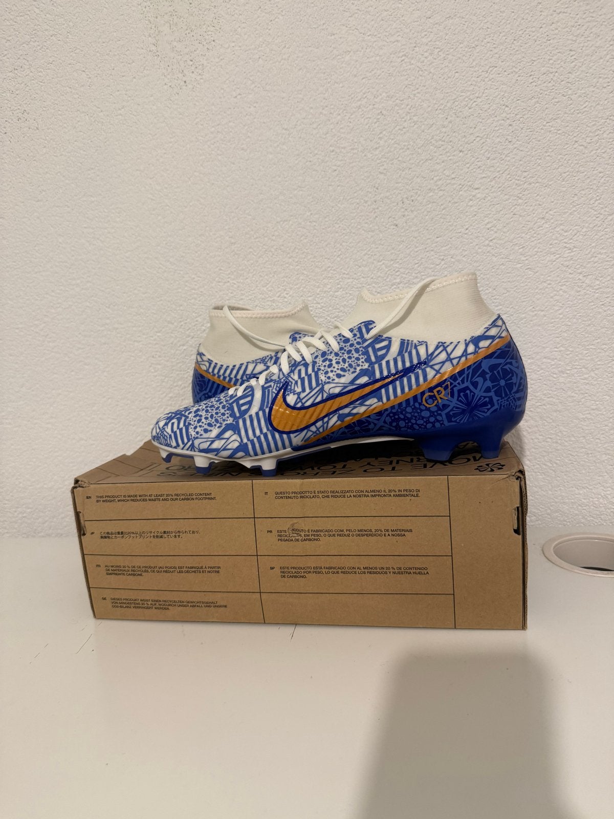 CR7 Voetbalschoenen Maat 45,5 - Helemaal Nieuw in Doos, Ophalen of Verzenden, Nieuw, Schoenen