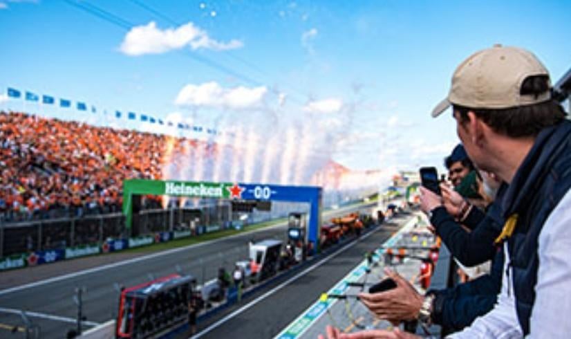 Vanaf 1000,- / Paddock Club F1 Zandvoort 2026, Drie personen of meer, Augustus