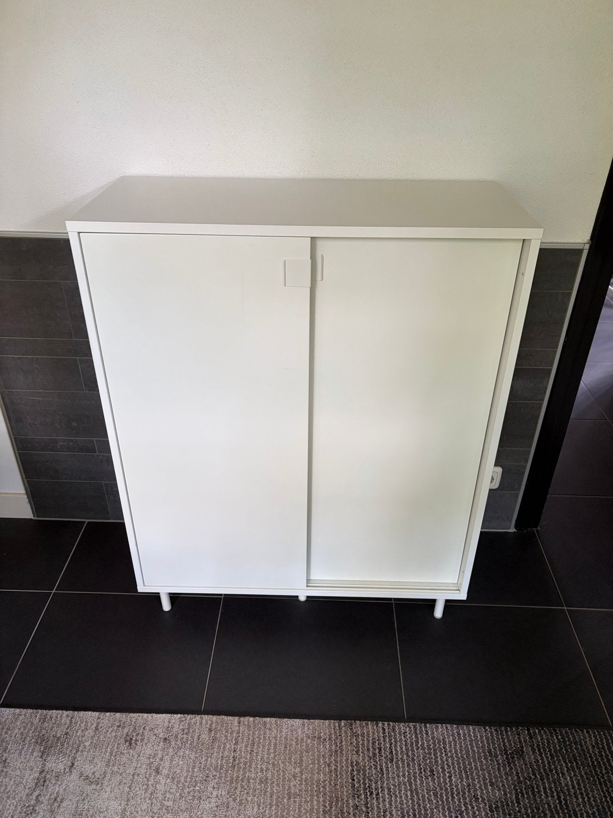 Witte schoenen kast met schuifdeuren en planken, Ophalen, Gebruikt, 100 tot 150 cm, 50 tot 100 cm