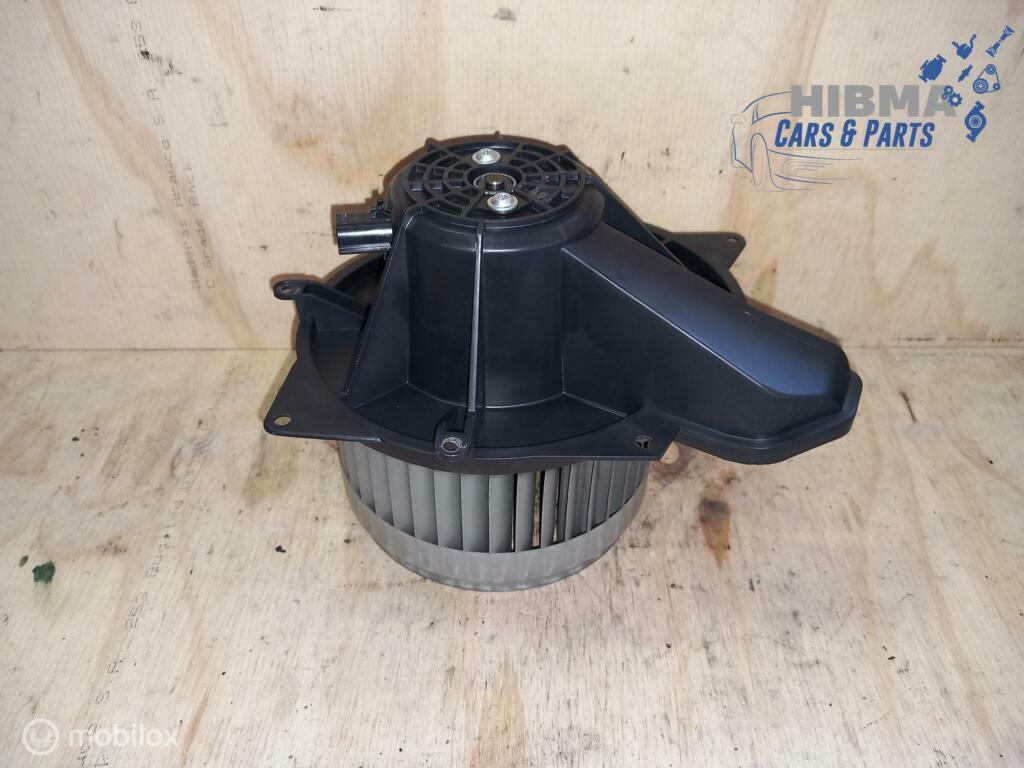 Chrysler 300C Kachelmotor 9405315 2004 t/m 2012, Gebruikt, Chrysler, Ophalen of Verzenden, Chrysler