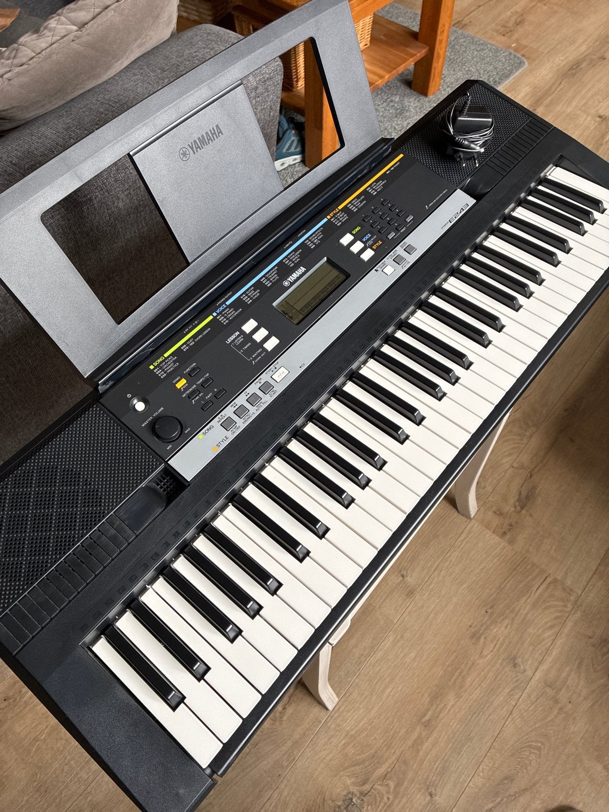 Veelzijdig Yamaha keyboard - ideaal voor beginners!, Ophalen, 61 toetsen, Gebruikt, Midi-aansluiting