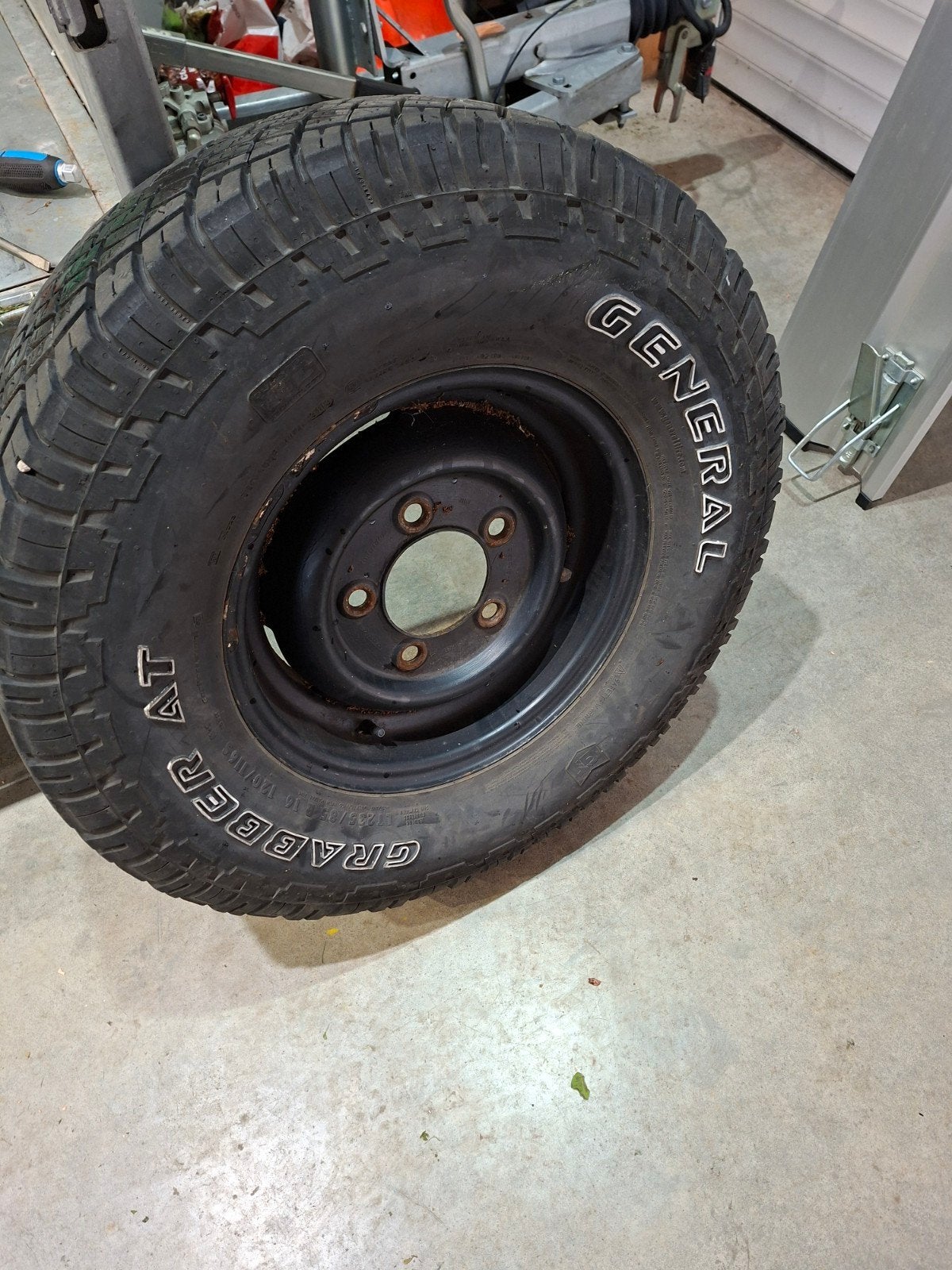 Landrover defender banden met velg, Auto-onderdelen, Banden en Velgen, Ophalen of Verzenden