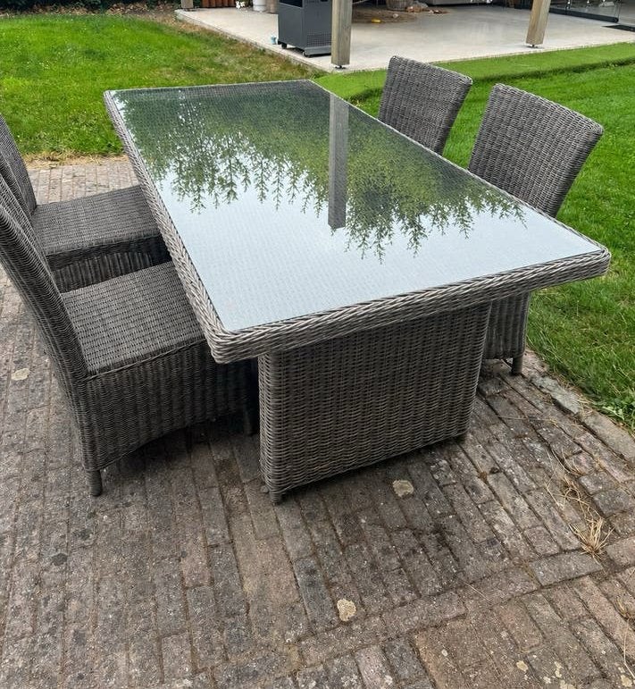 Wicker tuinset 4-persoons met glazen tafel, Tuin en Terras, Ophalen, 4 zitplaatsen, Gebruikt, Eettafel