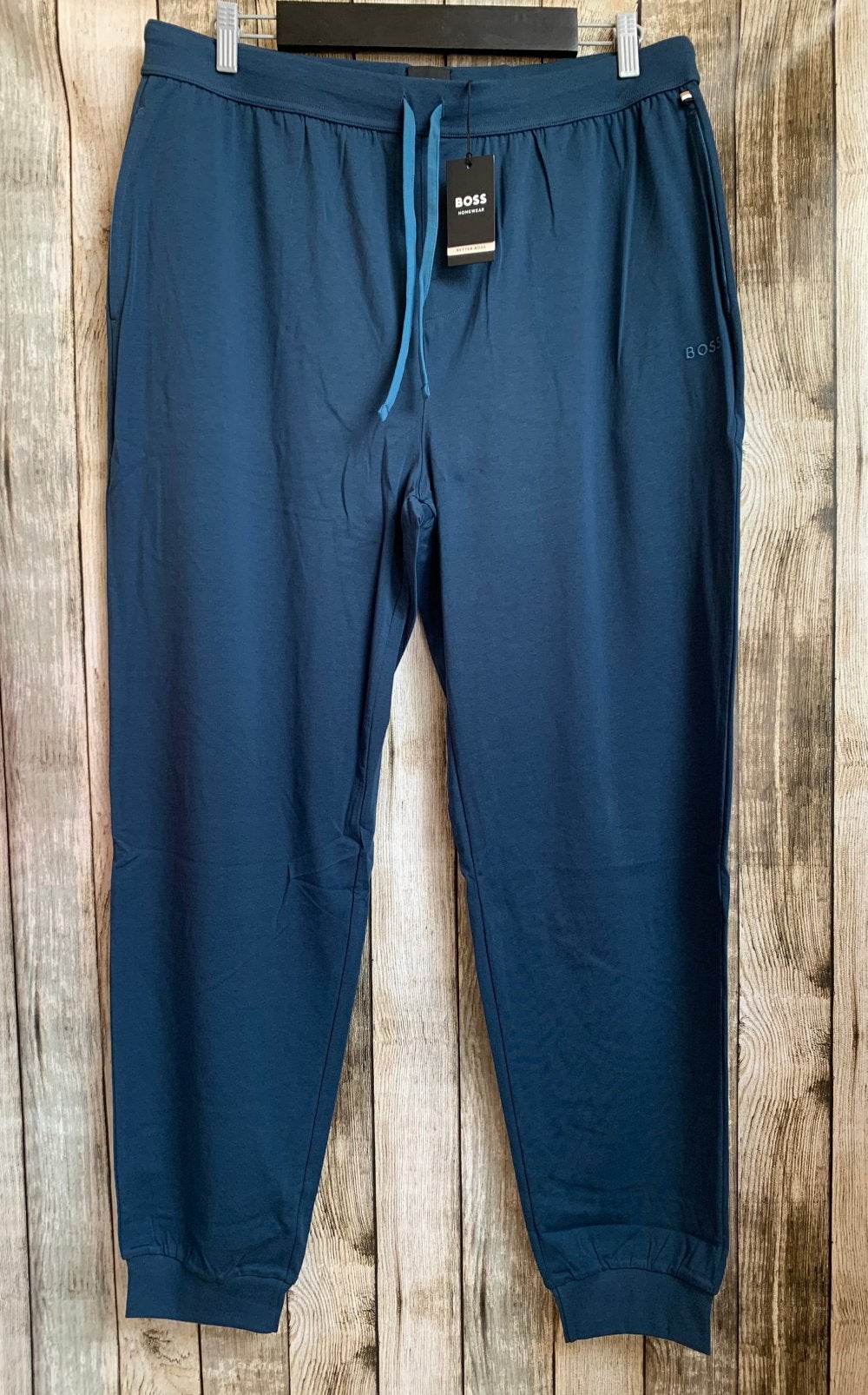 Boss nieuwe mooie blauwe homewear broek (Maat XXXL), Kleding | Heren, Verzenden, Nieuw, Blauw, Broek of Spijkerbroek
