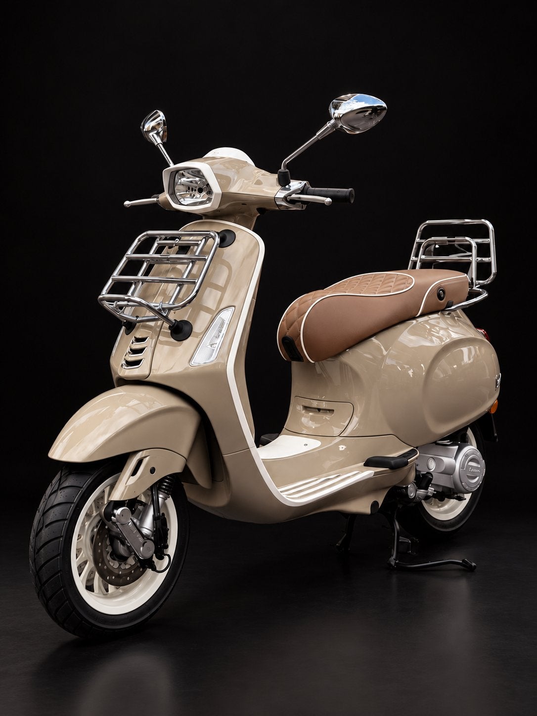 Vespa Sprint 25 Mocca X Off White Custom - Bj 10/2018, Fietsen en Brommers, Gebruikt, Overige modellen, Ophalen of Verzenden, Benzine