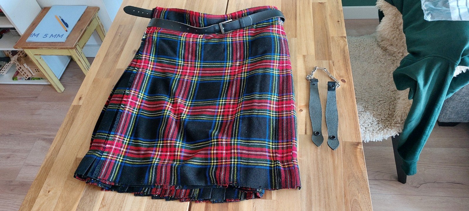 Schotse Kilt Rood/Zwart Geruit - Maat 36 (S), Ophalen of Verzenden, Gedragen