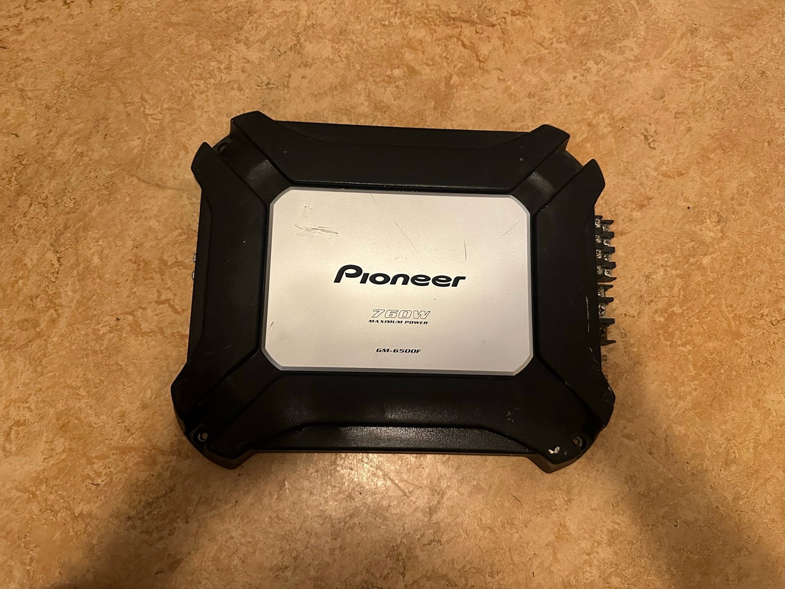Pioneer Subwoofer met Versterker - Krachtig Geluid!