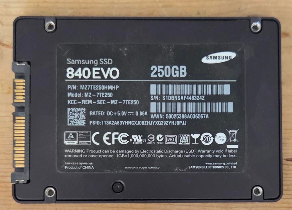 Samsung Evo 840 ssd 250gb sata, Intern, Ophalen of Verzenden, Laptop, 250gb