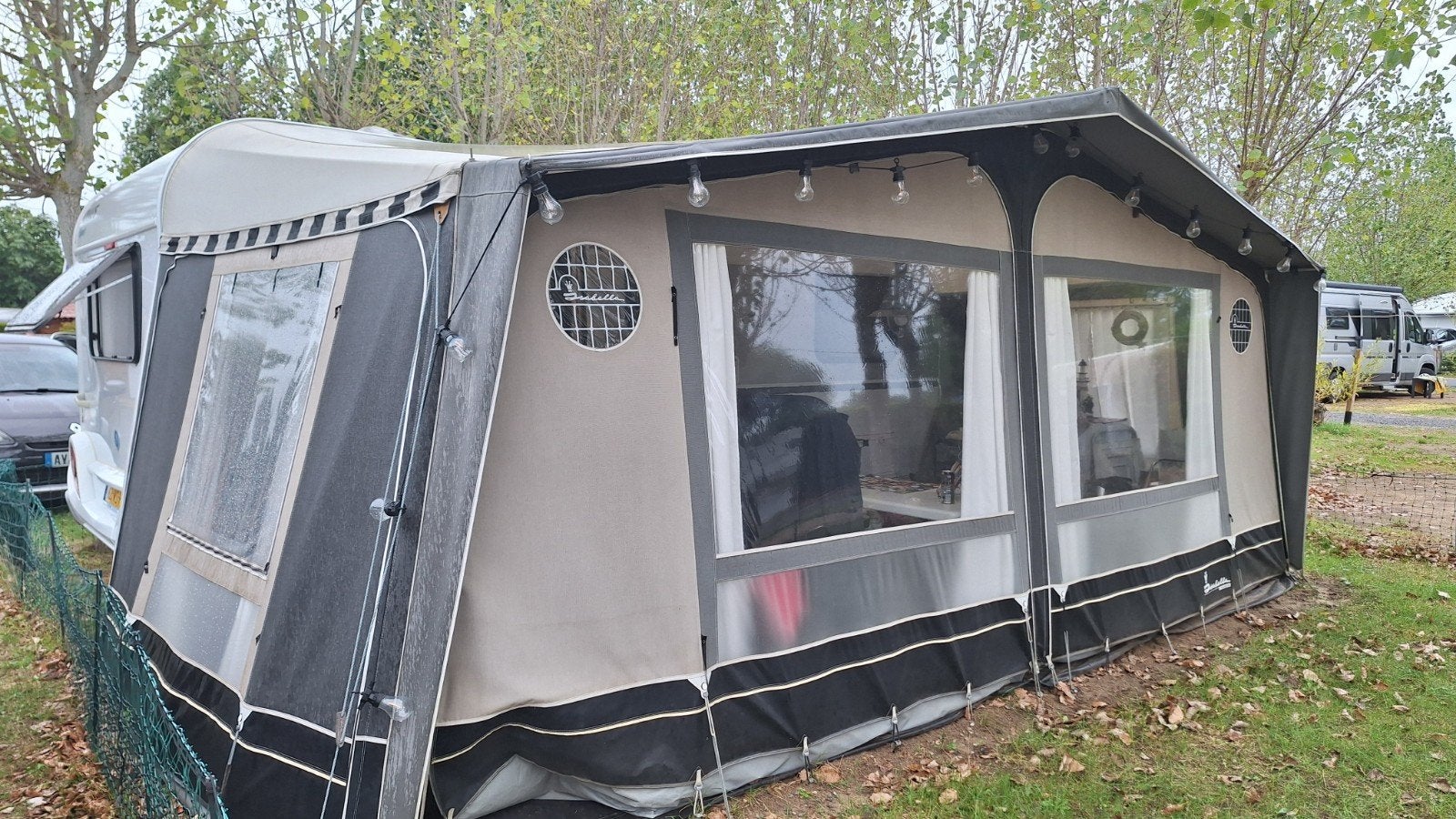 Gebruikte voortent voor caravan - compleet en functioneel, Caravans en Kamperen, Voortenten en Luifels, Ophalen, Gebruikt, Isabella
