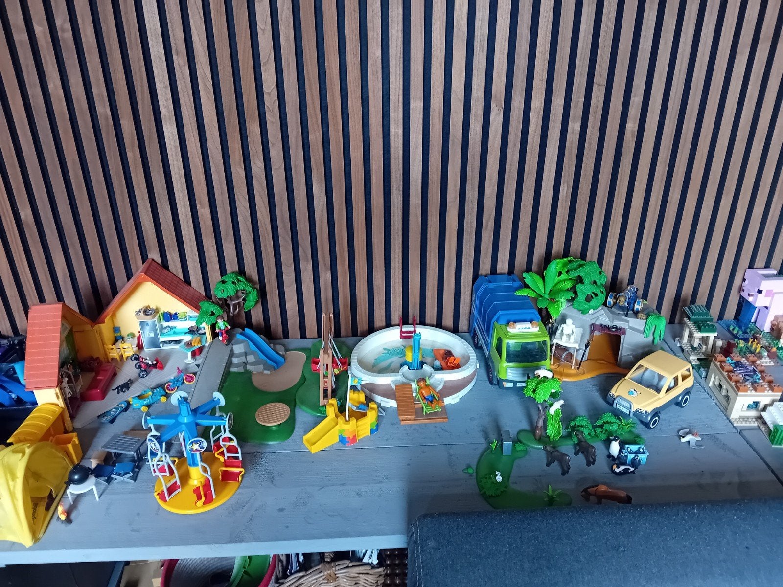 heel veel playmobil, playmobiel camping,auto,huis enz, Kinderen en Baby's, Ophalen of Verzenden, Zo goed als nieuw