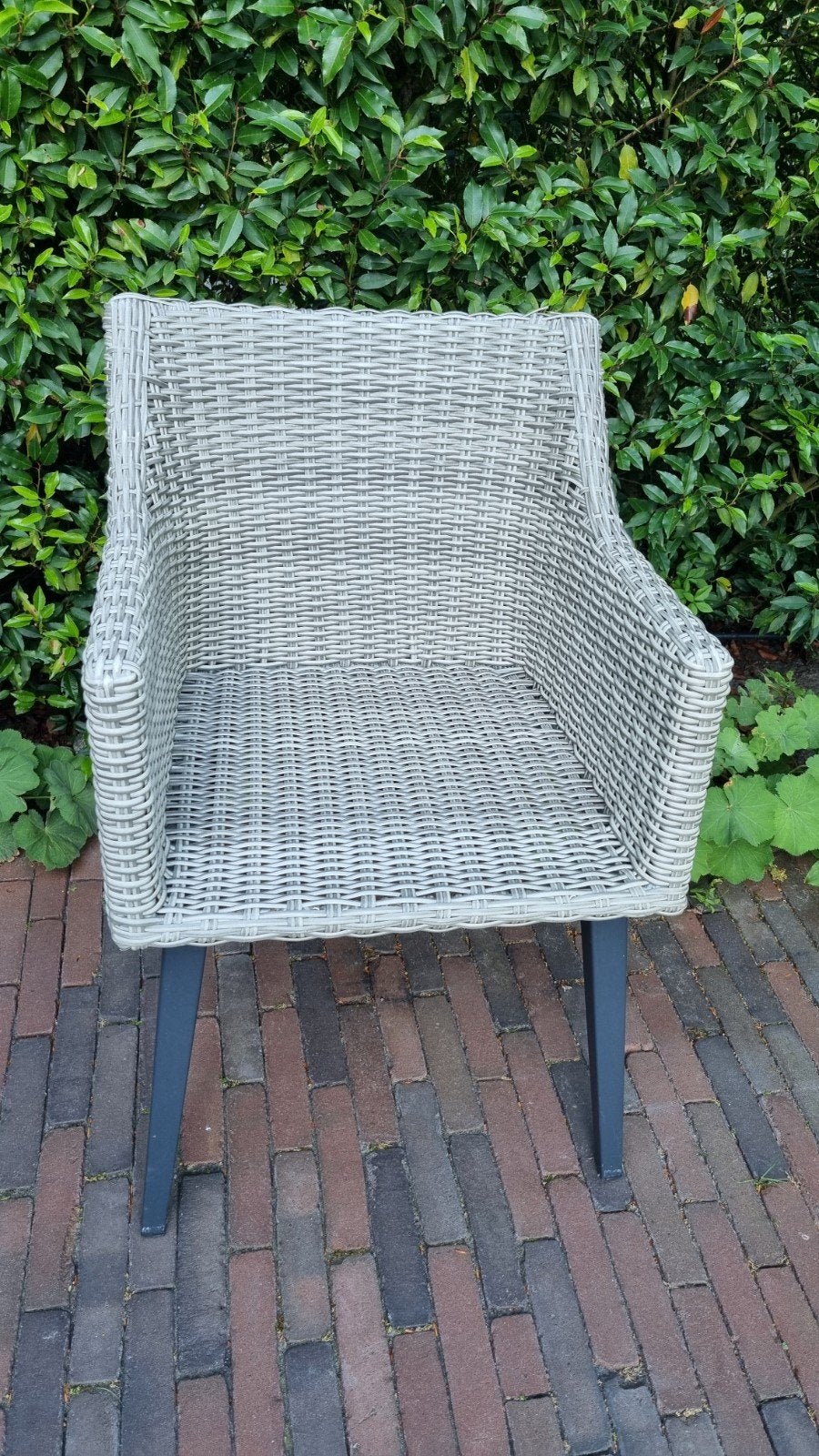 Manifesto tuinstoelen met kussen - Grijs, Ophalen, Gebruikt, Kunststof