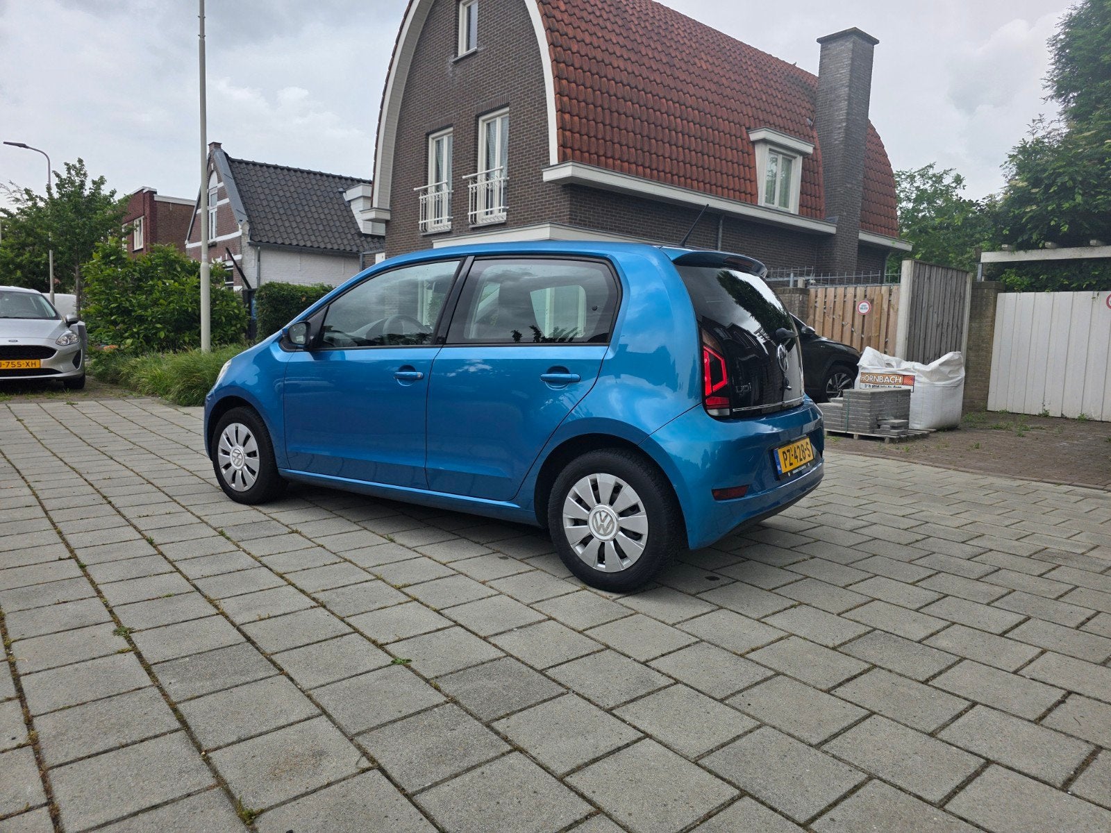 Volkswagen up facelift  1.0.  5drs 157195km 2017, Stof, Blauw, Bedrijf, Handgeschakeld