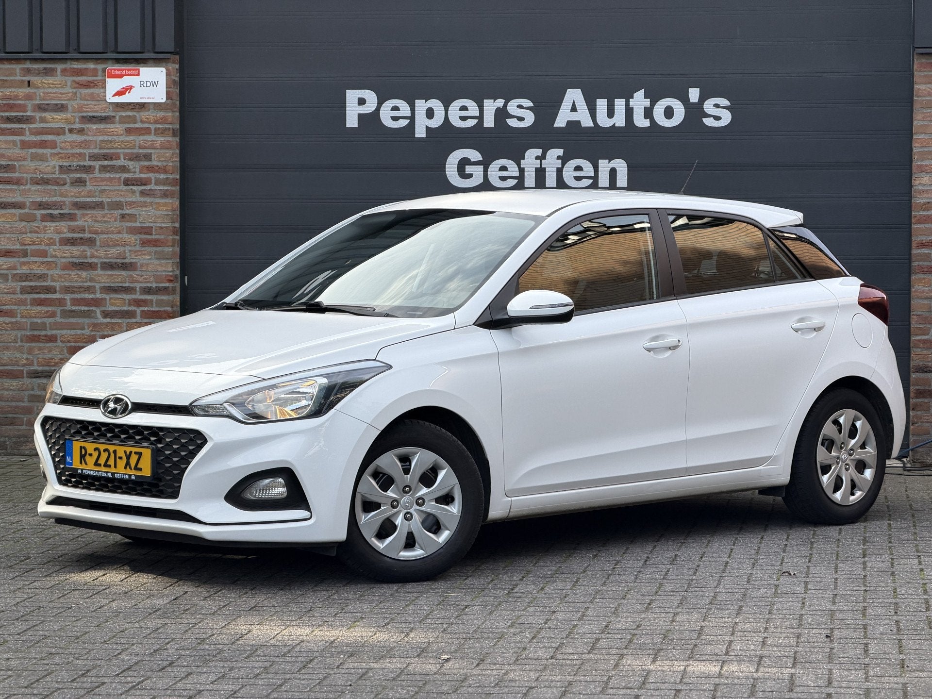 Hyundai i20 1.2 LP i-Drive Cool Airco Stoelverwarming 4 Cili, Euro 6, 4 cilinders, Wit, Bedrijf