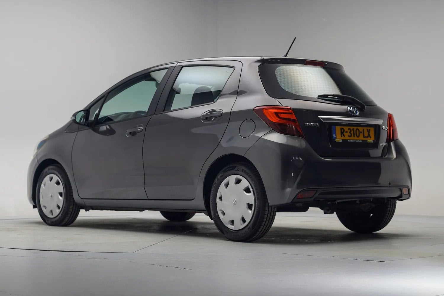 Toyota Yaris 1.5 Hybrid Lease Aut. [ Camera Clima Cruise Blu, 1497 cc, Gebruikt, 4 cilinders, 49 €/maand