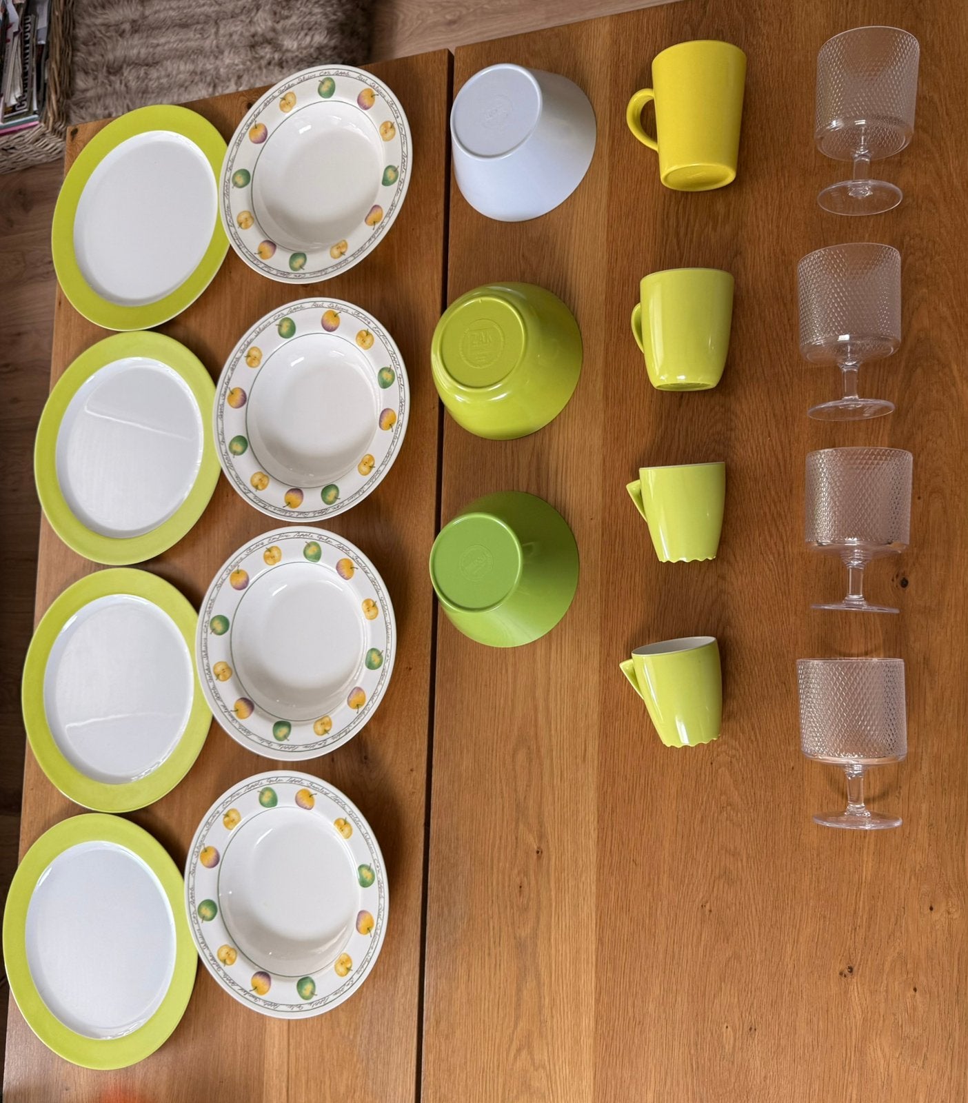 Melamine BUITENSERVIES zgan, Ophalen, Zo goed als nieuw