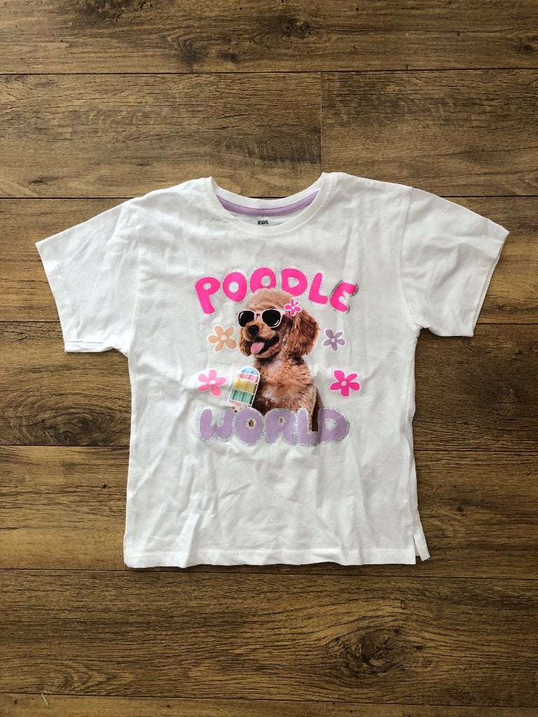 T-shirt met hondje 134, Kinderen en Baby's, Kinderkleding | Maat 134, Ophalen, Jongen of Meisje, Zo goed als nieuw, Shirt of Longsleeve