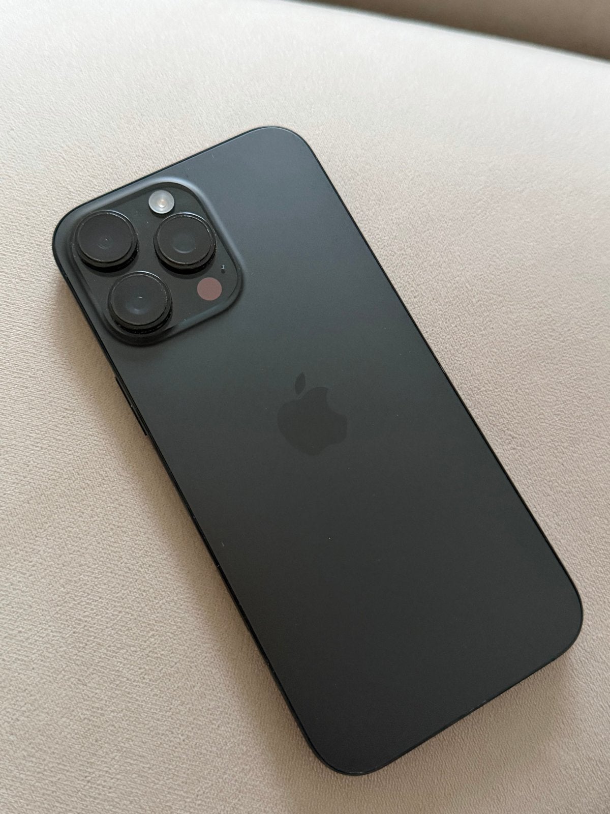 iPhone 16 Pro Max 256GB Zwart - Zo goed als nieuw